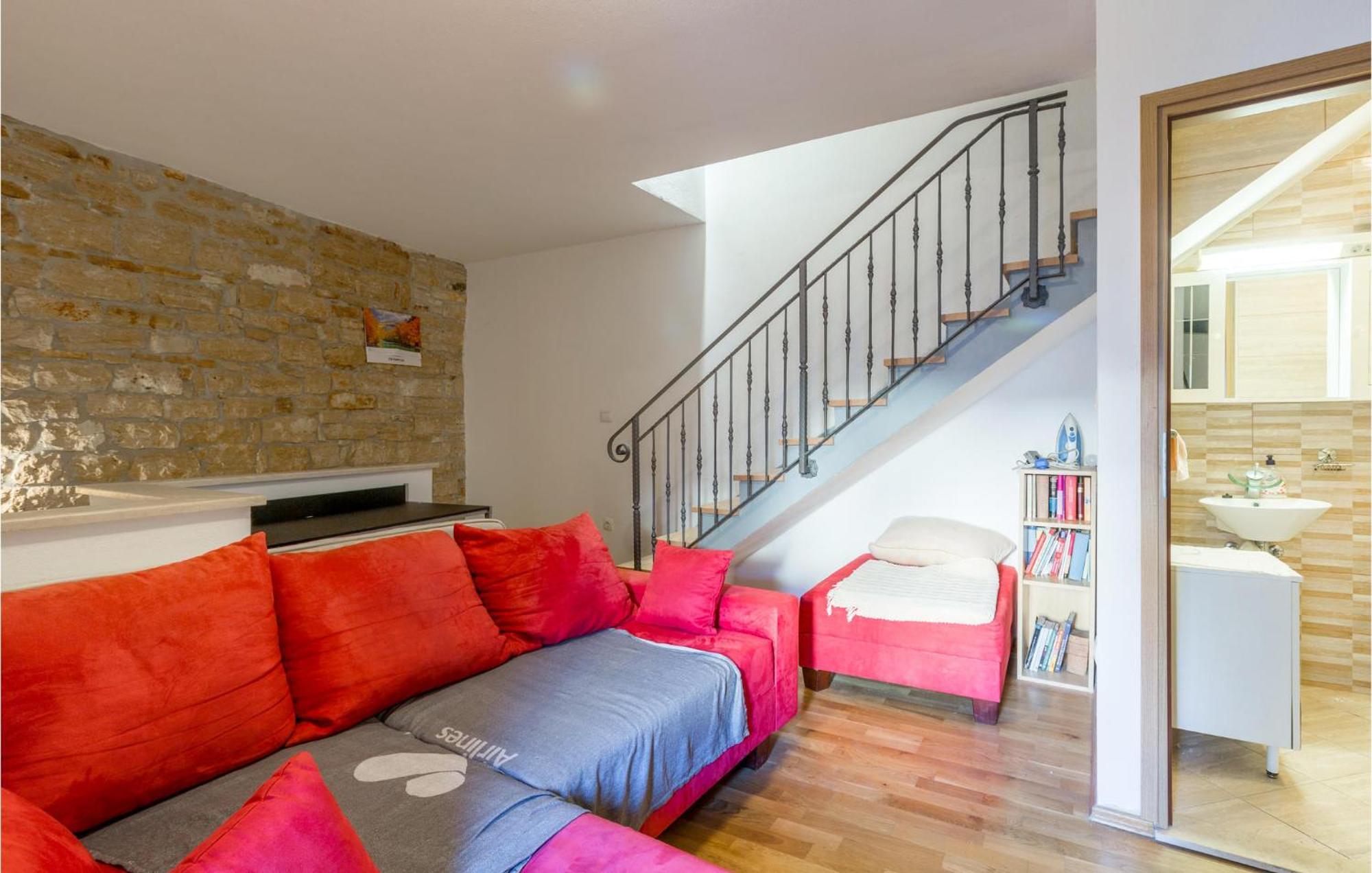 2 Bedroom Stunning Home In Bale Exterior foto