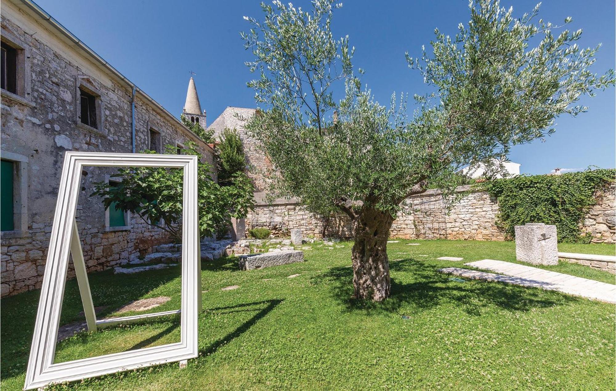 2 Bedroom Stunning Home In Bale Exterior foto